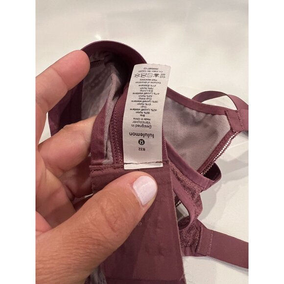 Lululemon Awake To Lace Bra Plumful/Smoky Blush Minimal Seams Molded Cups Sz 32B - Picture 8 of 9